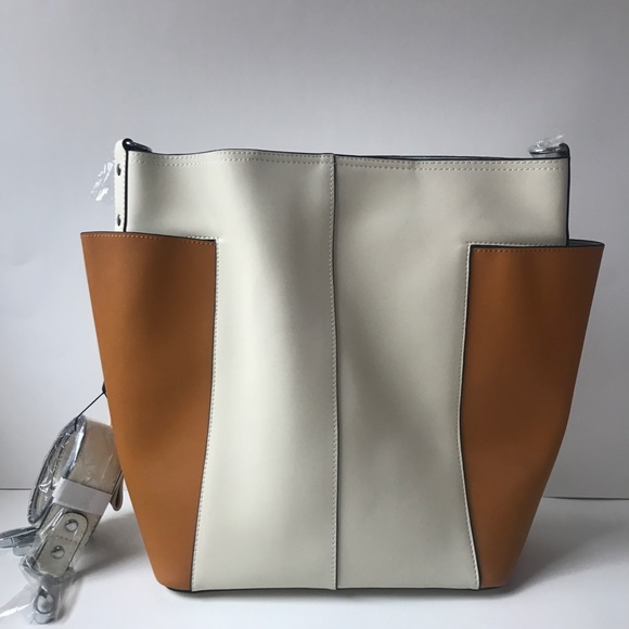 Bostanten Women's Leather Bucket Handbag in Beige and Yellow - Picture 5 of 7